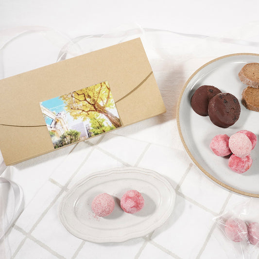 【送料込】白金ブールドネージュ(苺)10個入(ポスト投函・配送日時指定不可)