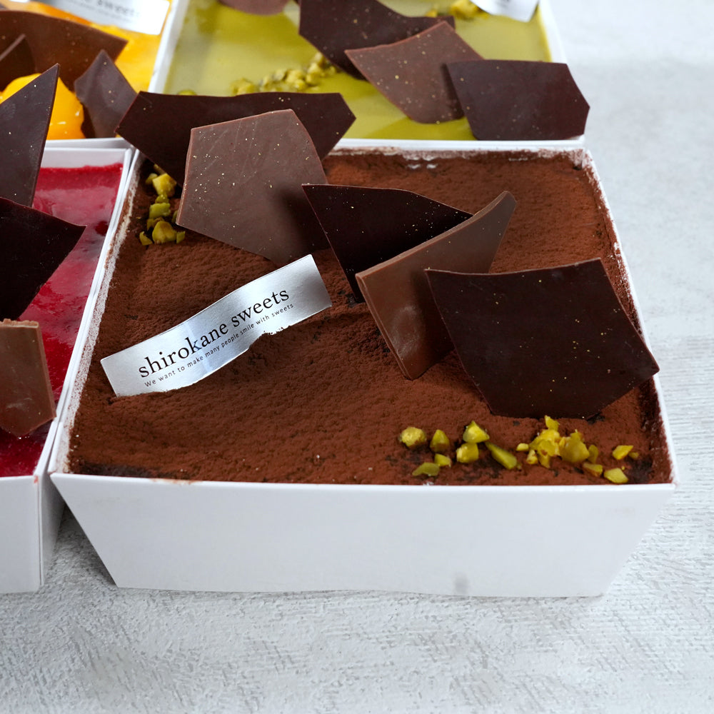 shirokane sweets TOKYO スイーツボックス 白金ティラミス【gifteeクーポン】