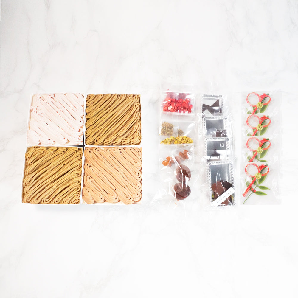 お正月スイーツ スクエアスイーツ贈答用ギフトボックス 4種モンブランアソート(山江栗、和栗、ショコラ、べりー)お節スタイル