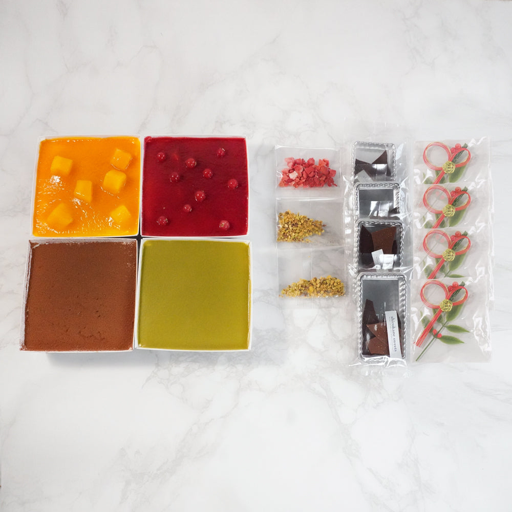 お正月スイーツ スクエアスイーツ贈答用ギフトボックス 4種ティラミスアソート(プレーン、マンゴーオレンジ、フランボワーズ、ピスタチオ)お節スタイル