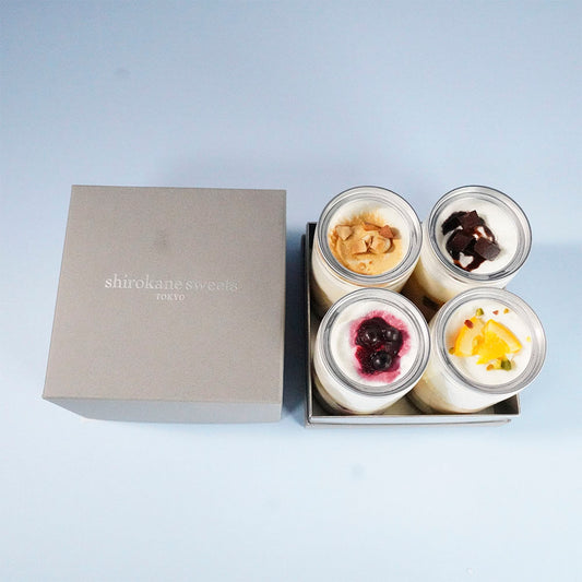 白金レアチーズ グラスケーキ4個入(プレーン・ショコラ・オレンジ・カシス 各1種)