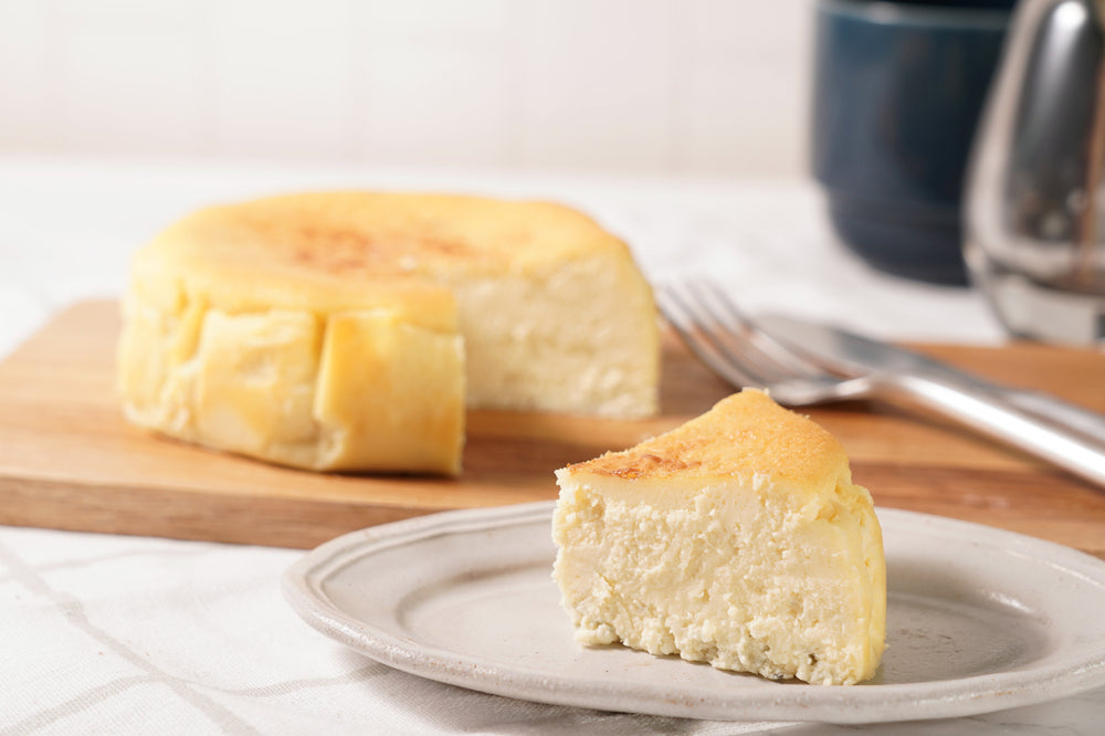 ワインで嗜む大人のプレミアムブルーチーズケーキ