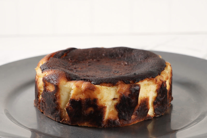 白金バスクチーズケーキ