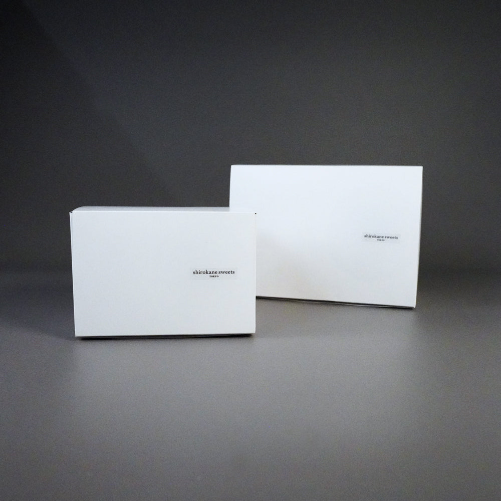 白金ブッシュドノエル(苺)