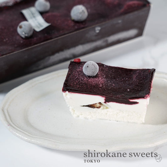 shirokane sweets TOKYO 白金プレミアムアイスケーキ（カシス）／sweets jewelry box（feeling of fun）
