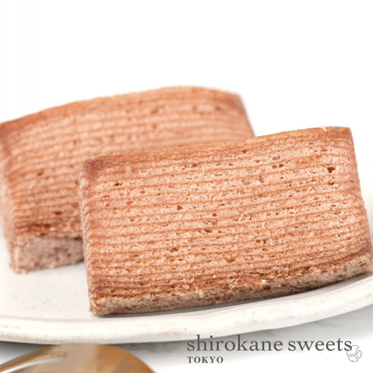 shirokane sweets TOKYO 白金バウム(苺)