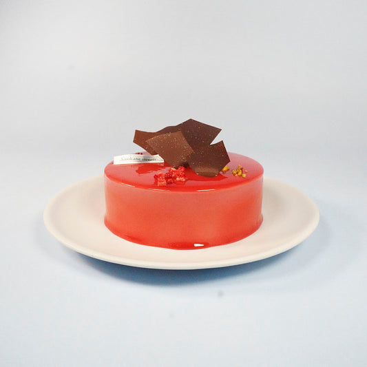 shirokane sweets TOKYO  情熱の赤と酸味を楽しむ白金プレミアムミロワール（フランボワーズ）　クリスマス　5号