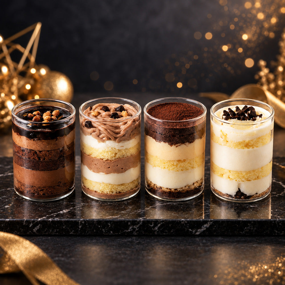 白金グラスケーキ　ショコラクリスマスアソート（ミロワールショコラ、モンブランショコラ、ティラミスショコラ、レアチーズショコラ）